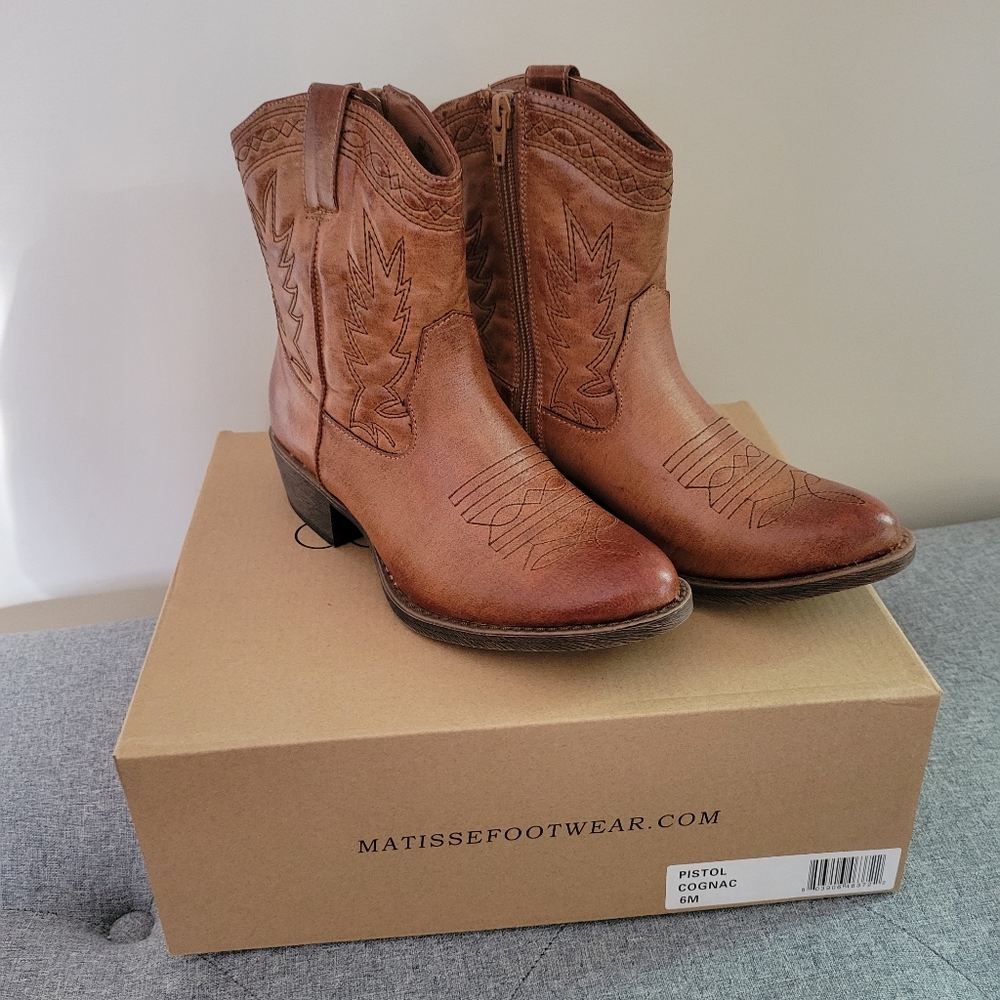 Coconuts Pistol booties